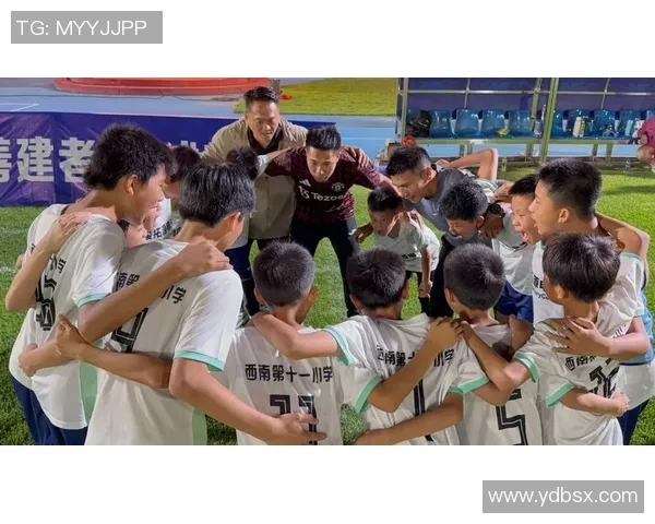 南京足球队在亚运会上的灵活性表现引发热议展现出强大竞争力与团队协作精神